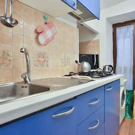 An Arch Downtown Apartment